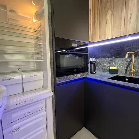 Apartment Lujo En El Centro Con Parking Privado 2 *