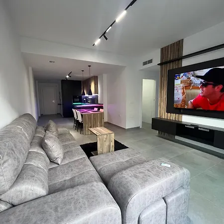 Lujo En El Centro Con Parking Privado 2 شقة